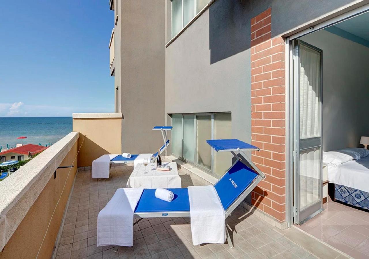 Hotel Prestige Fano Marotta Exterior foto